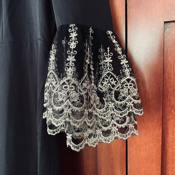 Pomander Place Black Lillith Dress Lace Maxi Size Large - Picture 5 of 11